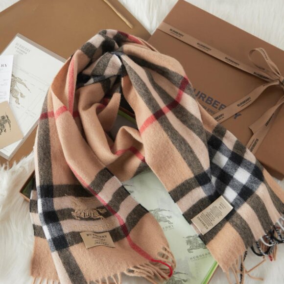Authentic Burberry Brown Cashmere Checkered Scarf with Box - Picture 3 of 4